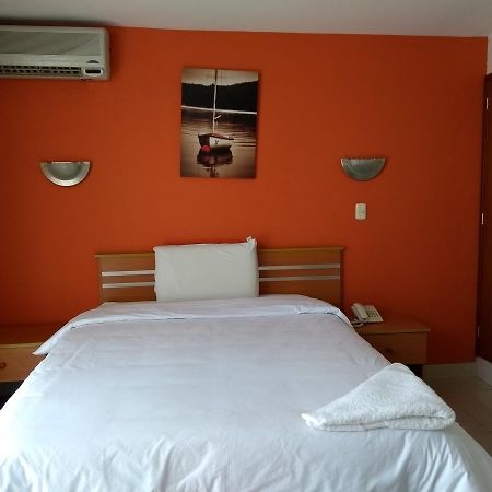 טרוחיו Libertad Hotel מראה חיצוני תמונה