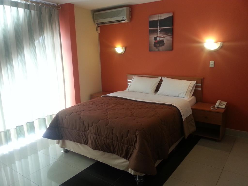 טרוחיו Libertad Hotel מראה חיצוני תמונה