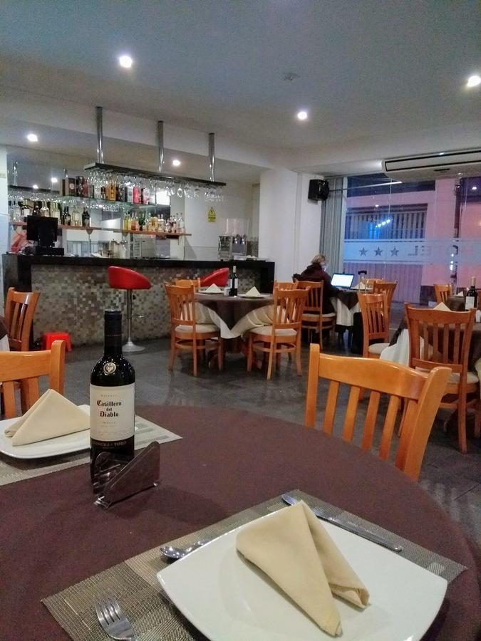 טרוחיו Libertad Hotel מראה חיצוני תמונה
