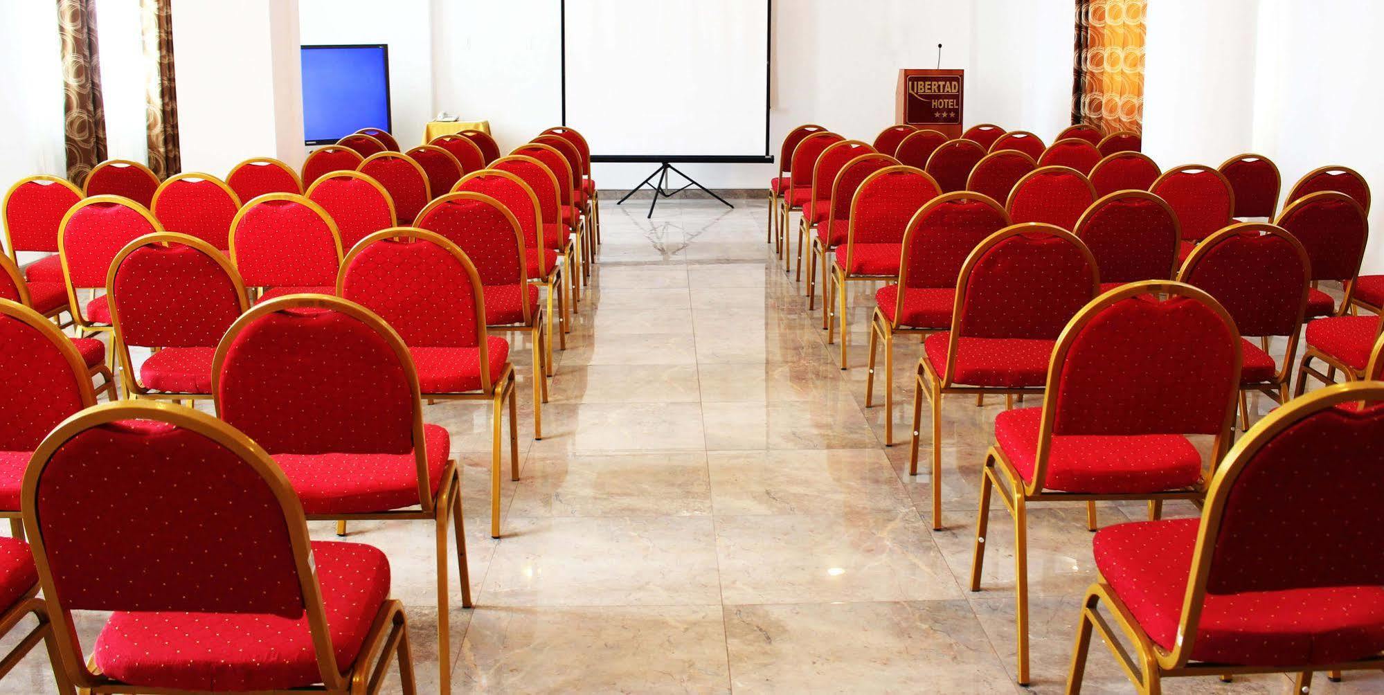 טרוחיו Libertad Hotel מראה חיצוני תמונה